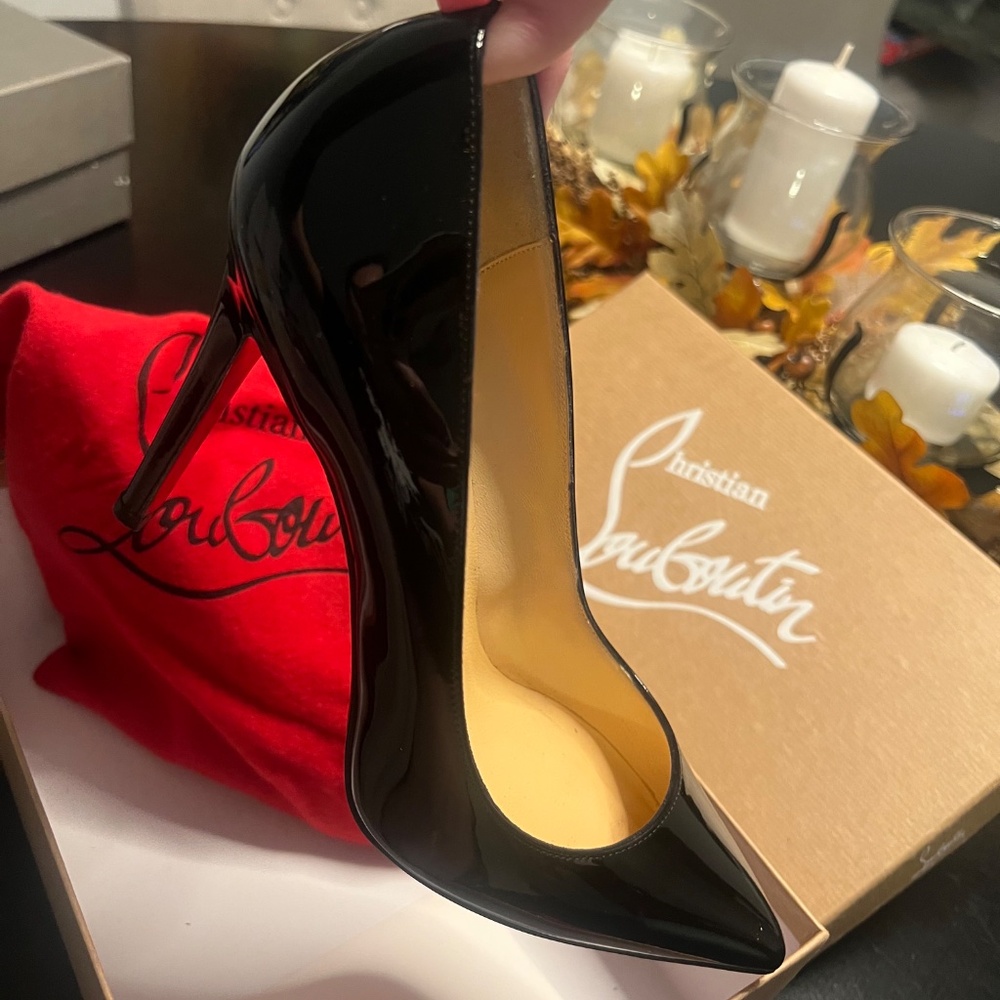 CHRISTIAN LOUBOUTIN -PIGALLE 100 PATENT - Picture 3 of 9